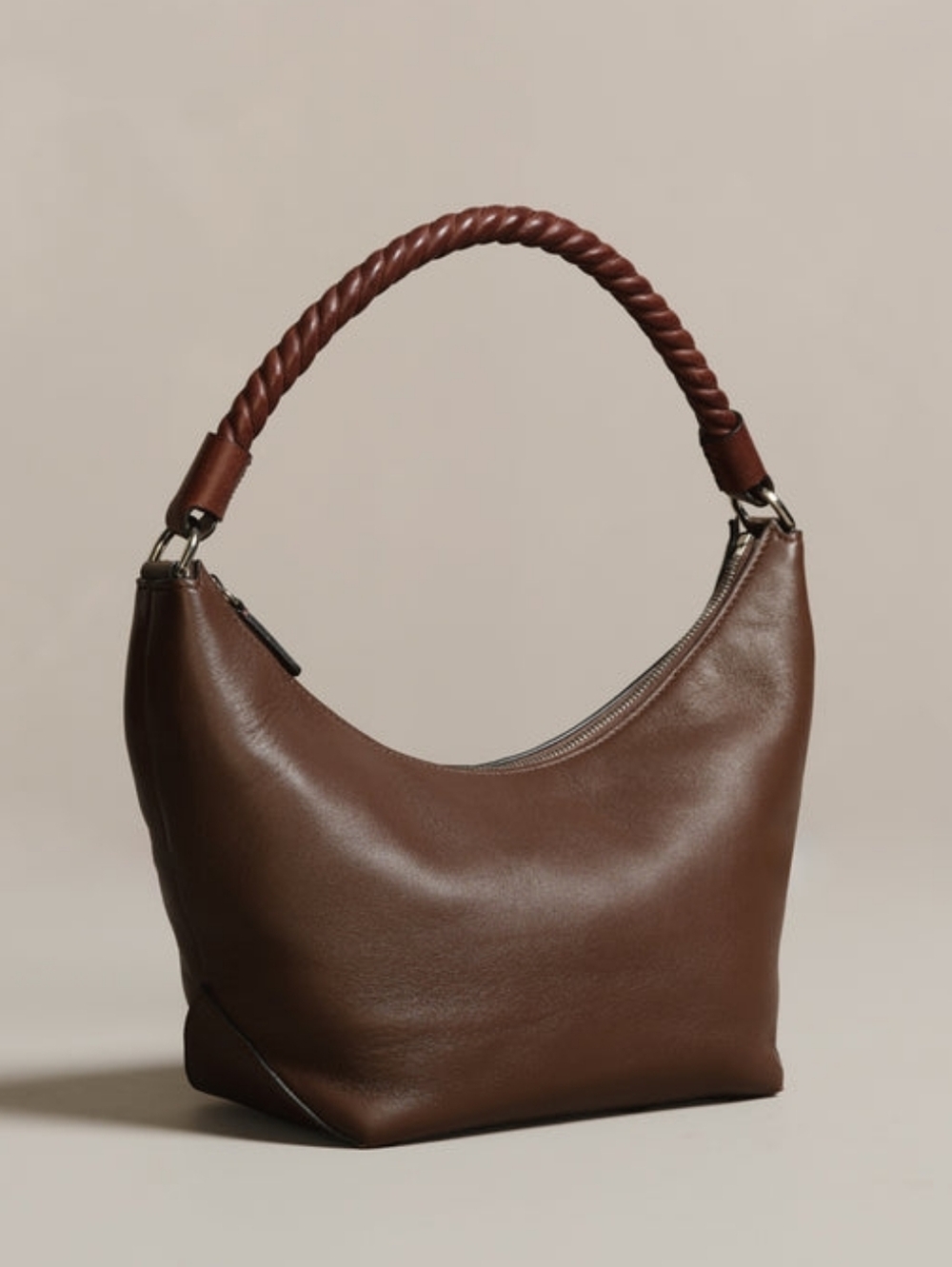 JENNI KAYNE CRESCENT SHOULDER BAG - CHOCOLATE - Picture 4 of 9